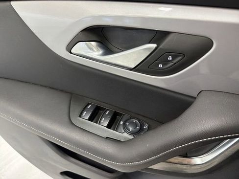 New 2025 Chevrolet Blazer LT w/ Midnight/Sport Edition FWD image 22