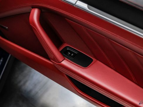 Used 2021 Porsche 911 Turbo image 89