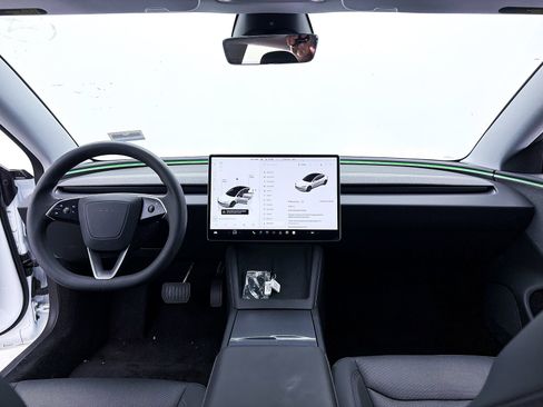Used 2024 Tesla Model 3 Standard Range RWD image 24
