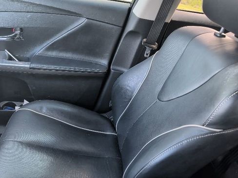 Used 2013 Toyota Venza XLE image 15