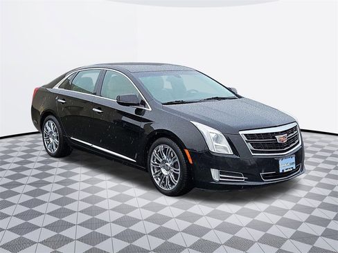 Used 2016 Cadillac XTS Luxury image 8