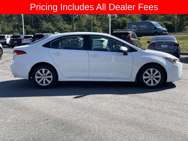 Used 2024 Toyota Corolla LE FWD image 6