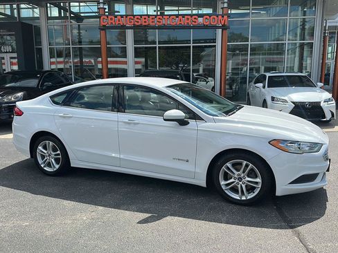 Used 2018 Ford Fusion S FWD image 1
