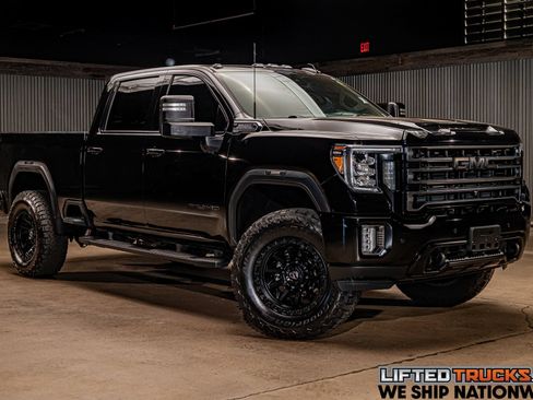 Used 2020 GMC Sierra 2500 AT4 w/ AT4 Premium Package AWD/4WD image 1