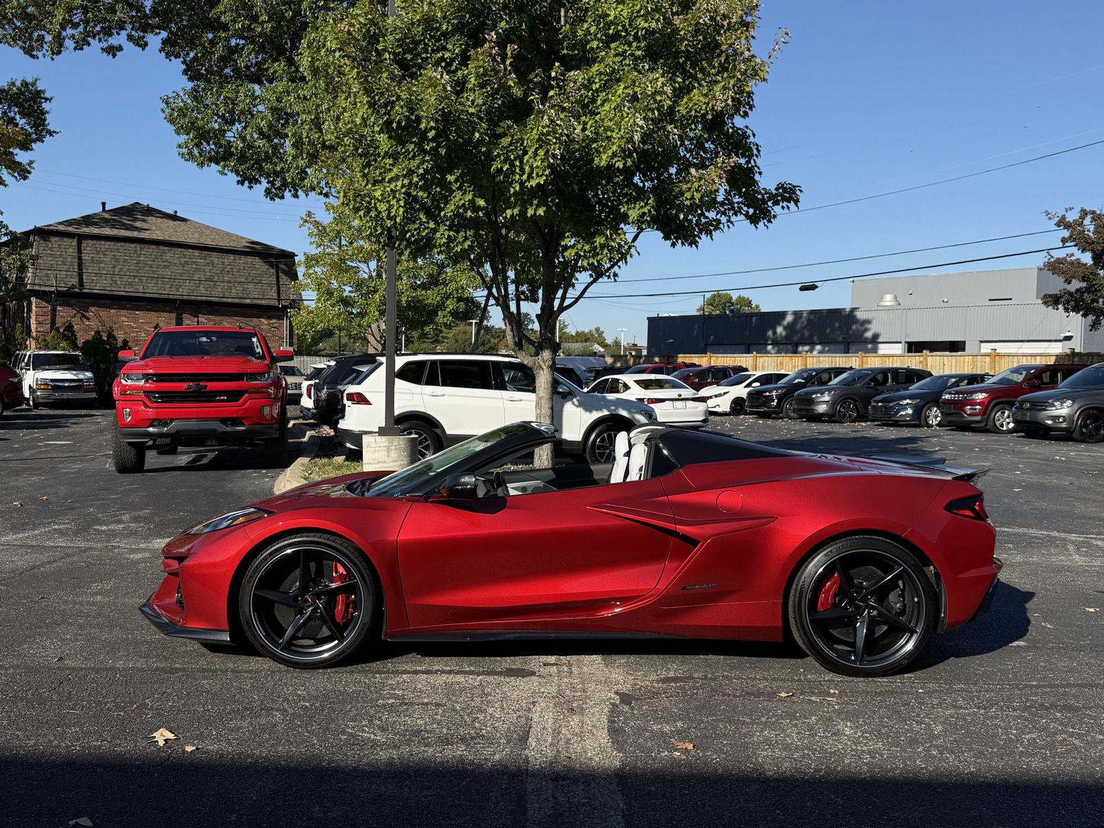 Used 2024 Chevrolet Corvette E-Ray AWD/4WD image 3