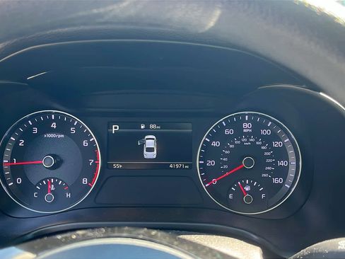 Used 2023 Kia Forte LXS FWD image 14