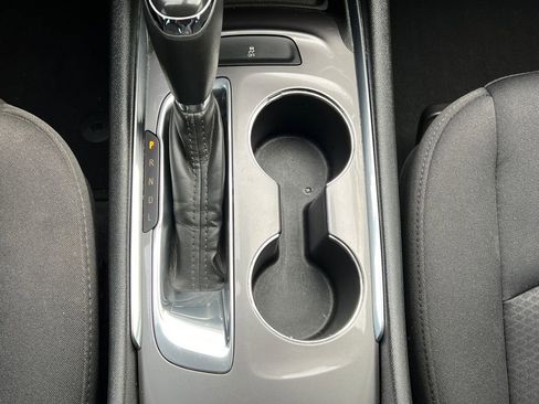 Used 2019 Chevrolet Malibu LT image 15