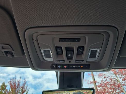 Certified 2020 Chevrolet Silverado 3500 LTZ w/ LTZ Plus Package image 22