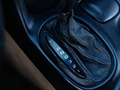 Used 2000 Chevrolet Corvette Coupe image 37