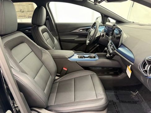 New 2026 Chevrolet Equinox EV LT FWD image 22