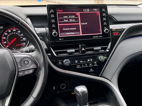 Used 2023 Toyota Camry XSE image 6