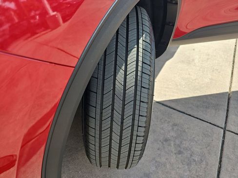 New 2025 Ford Escape SE image 36