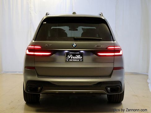 New 2026 BMW X7 xDrive40i image 7