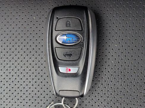 Used 2017 Subaru Outback 2.5i Limited image 38