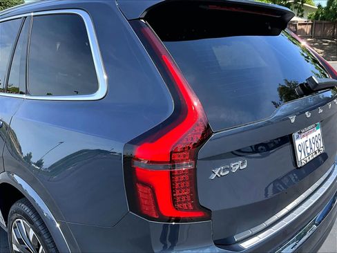 Used 2026 Volvo XC90 B6 Plus w/ Protection Package Premier AWD/4WD image 33
