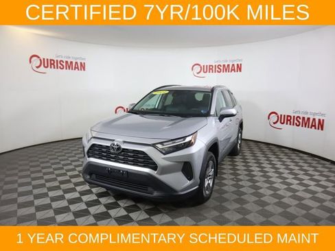 Used 2024 Toyota RAV4 XLE AWD/4WD image 2