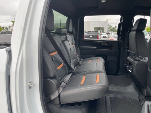 Used 2025 GMC Sierra 2500 AT4 AWD/4WD image 44