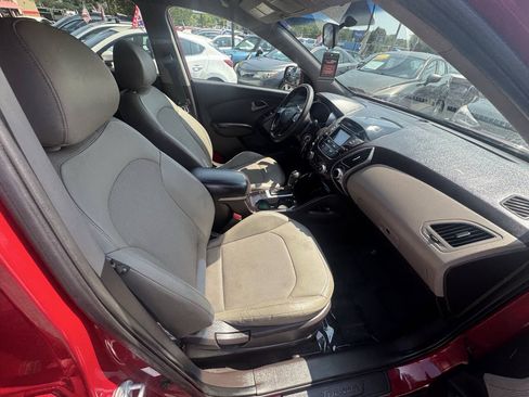 Used 2015 Hyundai Tucson GLS w/ Option Group 02 AWD/4WD image 22
