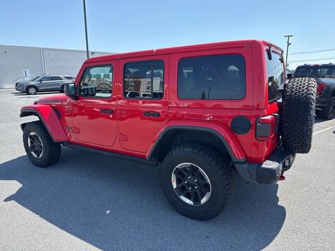 Used 2019 Jeep Wrangler Unlimited Rubicon AWD/4WD image 3