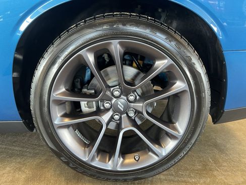 Used 2023 Dodge Challenger R/T w/ T/A Package image 11