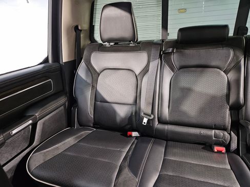 Used 2021 RAM 1500 Laramie image 12