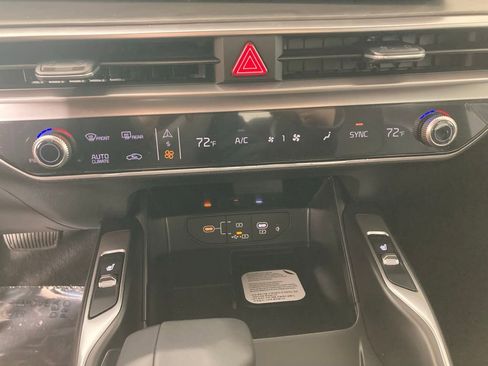New 2026 Kia Sorento X-Line EX AWD/4WD image 8