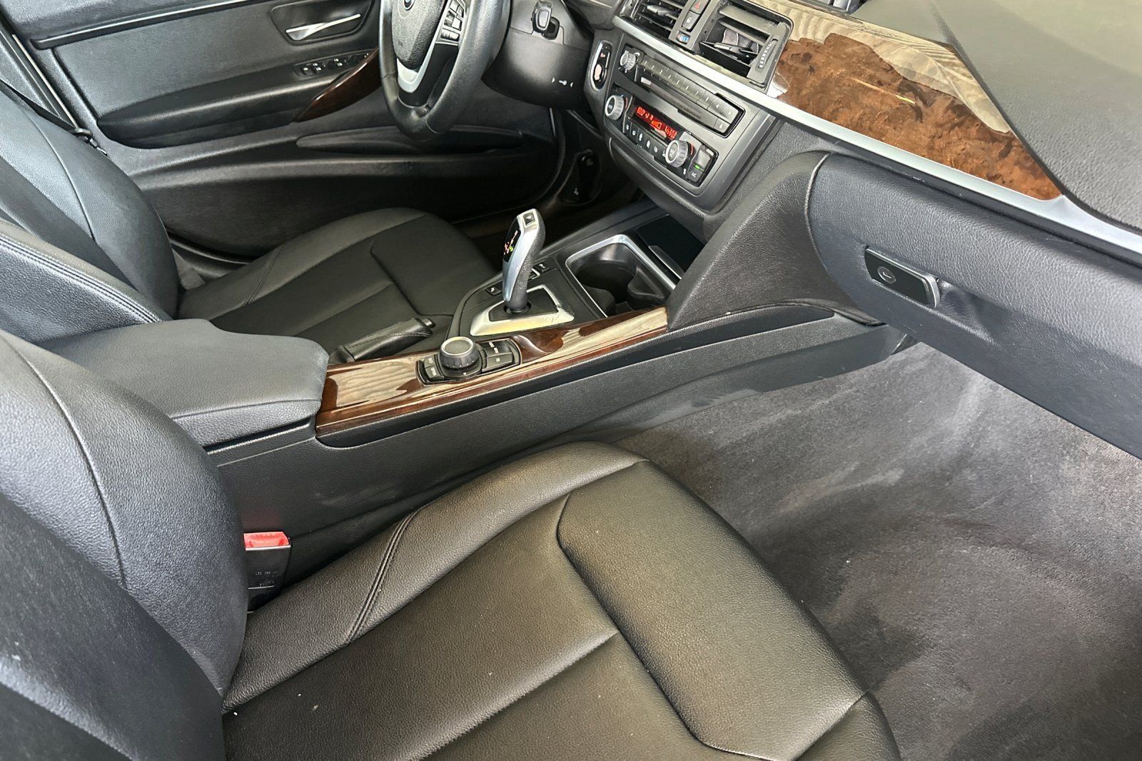 Used 2015 BMW 328i Sedan RWD image 14