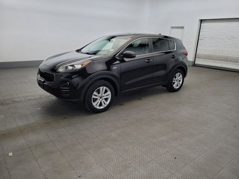 Used 2018 Kia Sportage LX AWD/4WD image 2