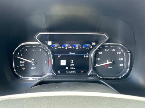 Used 2021 GMC Yukon XL AT4 w/ AT4 Premium Plus Package AWD/4WD image 2