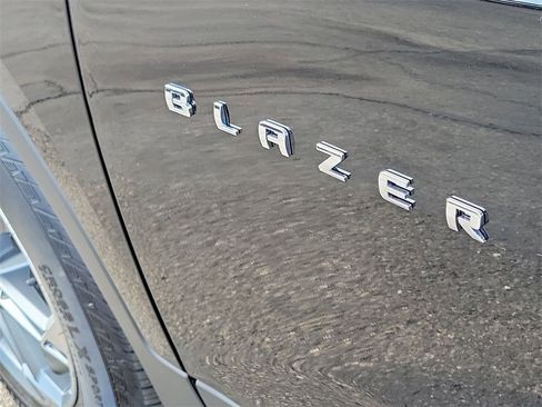 Used 2025 Chevrolet Blazer LT w/ Convenience Package image 30