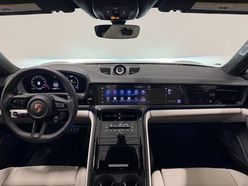 New 2026 Porsche Panamera GTS image 13