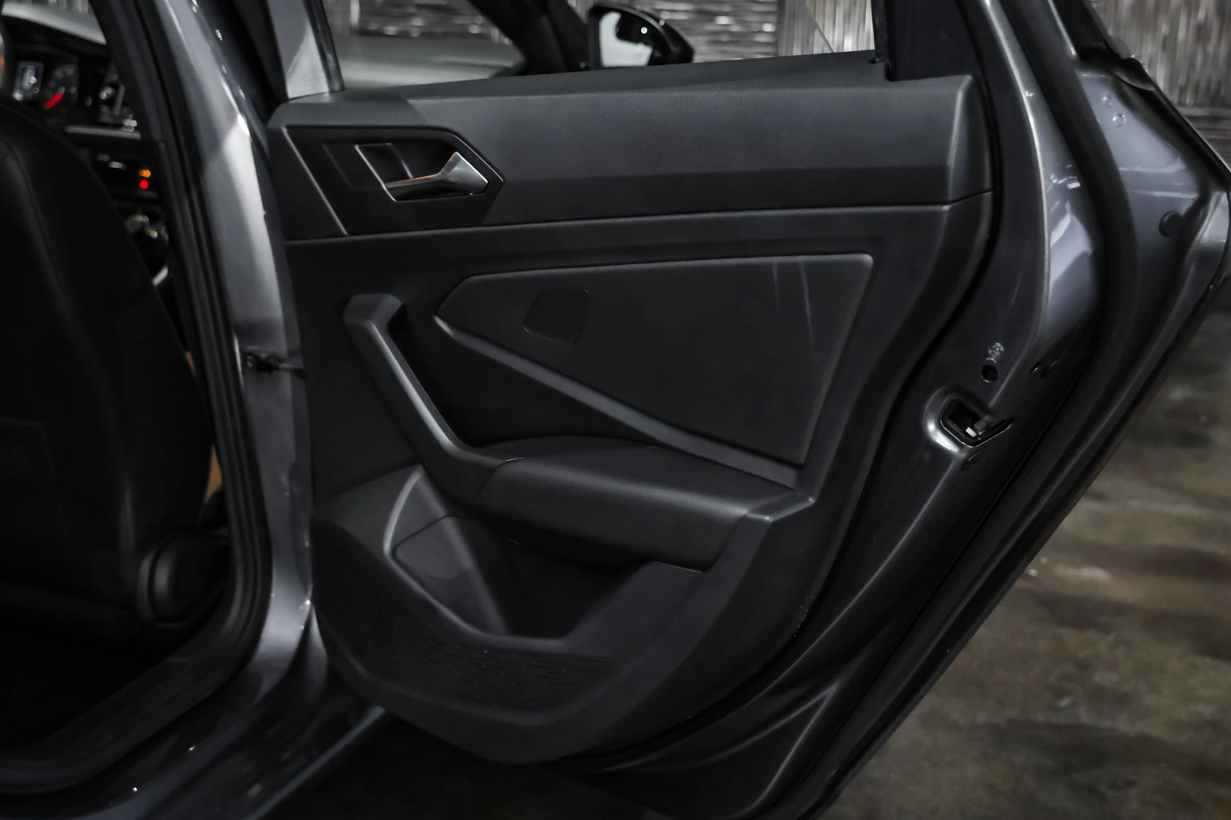 Used 2019 Volkswagen Jetta R-Line FWD image 41
