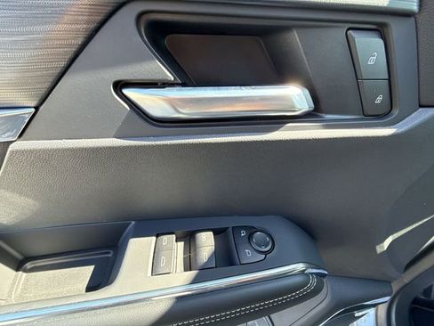 New 2025 GMC Acadia Elevation w/ Super Cruise Package image 55