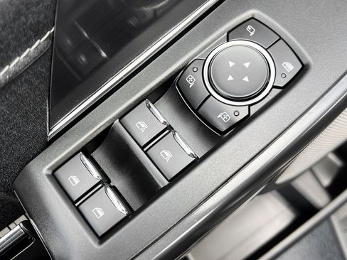 Used 2024 Ford F150 Lariat image 26