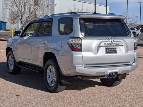 Used 2018 Toyota 4Runner SR5 image 5