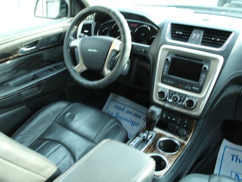 Used 2016 GMC Acadia Denali image 29