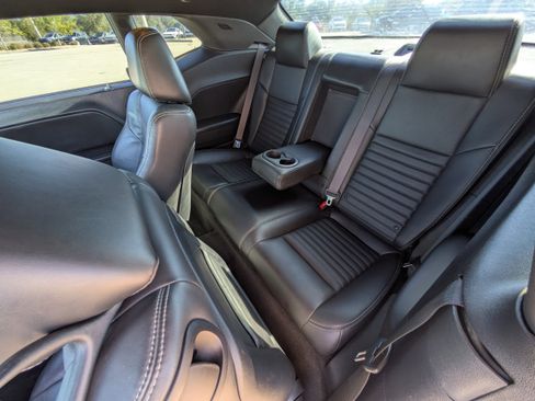 Used 2013 Dodge Challenger R/T Plus image 13