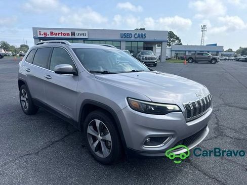 Used 2019 Jeep Cherokee Limited AWD/4WD image 1