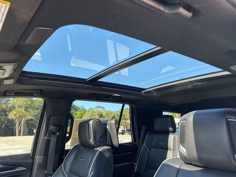 Used 2022 Cadillac Escalade Sport w/ Touring Package image 24