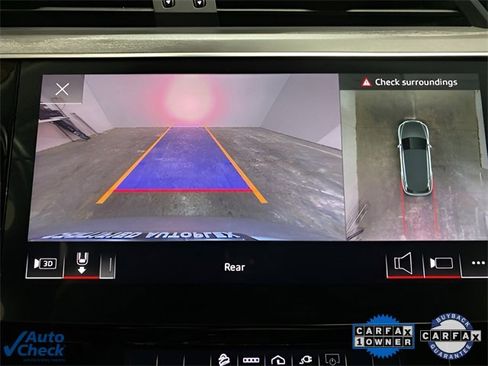 Used 2023 Audi e-tron Premium Plus w/ Premium Plus Package image 49