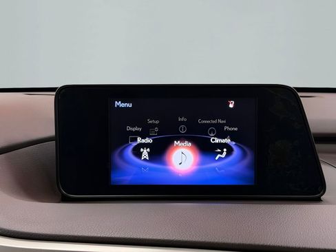 Used 2018 Lexus RX 350L FWD w/ Premium Package image 19