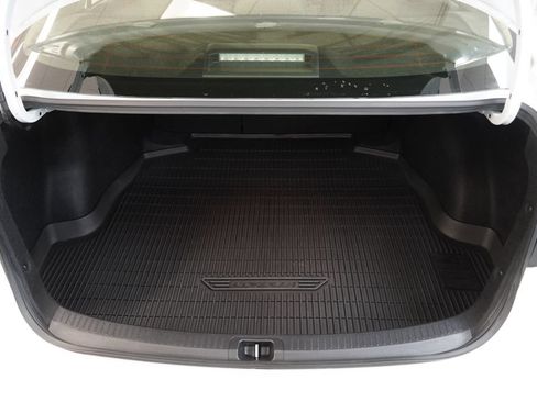 Used 2024 Toyota Corolla LE FWD image 11