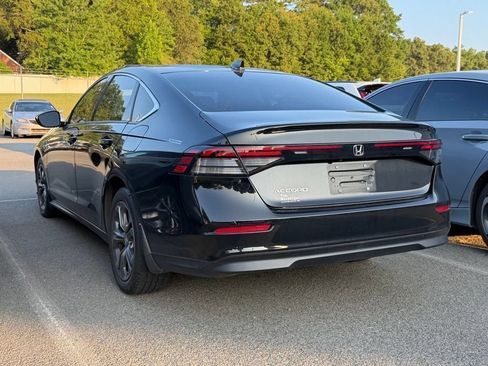 Used 2023 Honda Accord EX image 3