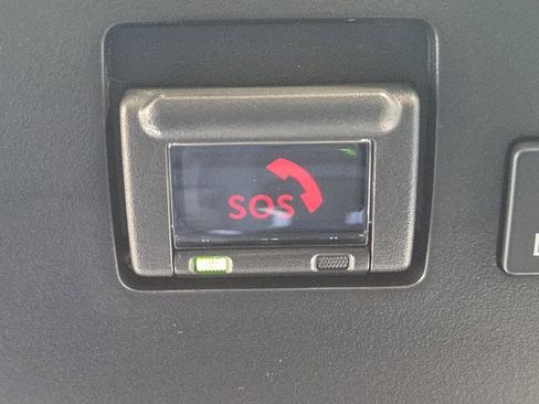 New 2025 Lexus ES 350 Ultra Luxury image 24