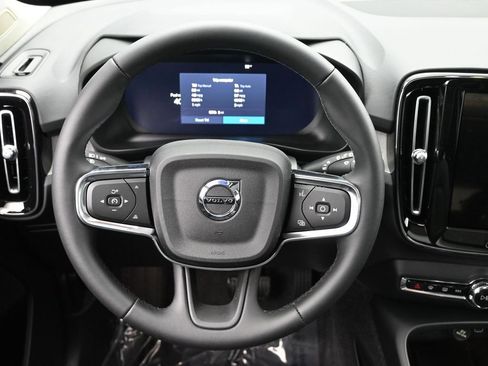New 2026 Volvo XC40 B5 Plus w/ Protection Package Premier AWD/4WD image 17