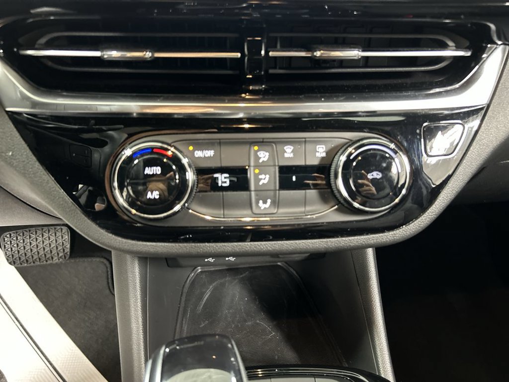 Certified 2024 Buick Envista Sport Touring FWD image 16