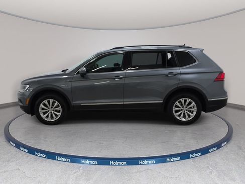 Used 2018 Volkswagen Tiguan SE AWD/4WD image 9