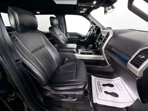 Used 2018 Ford F150 Lariat w/ Equipment Group 502A Luxury image 28