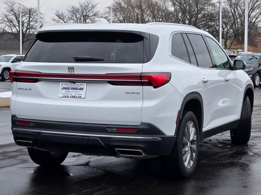 Certified 2025 Buick Enclave Preferred FWD image 13