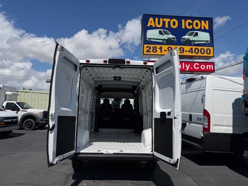 Used 2025 RAM ProMaster 3500 w/ Convenience Group FWD image 12